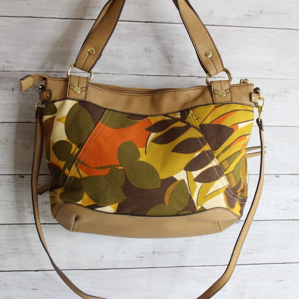 Relic Shoulder Bag Handbag Purse Tan Brown Green Orange Floral Crossbody